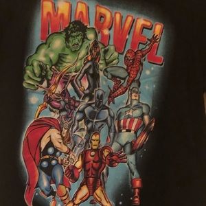 Marvel t-shirt medium nwot